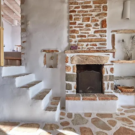 Gal-paros! Villa