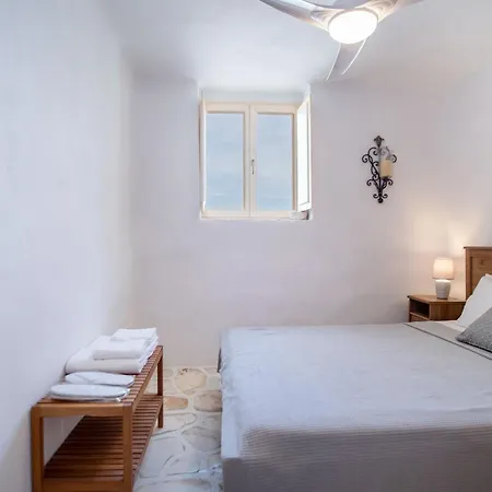 Gal-paros! Villa *